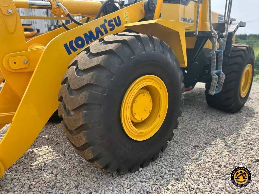 Komatsu WA 470 Graaf-laadcombinaties