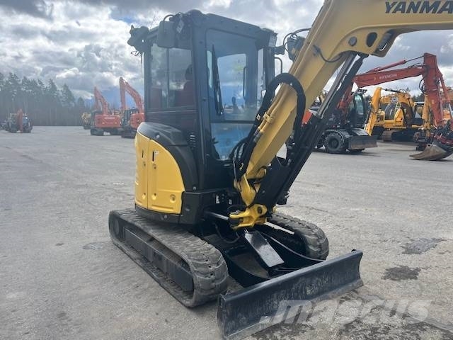 Yanmar Vio 33 U / Tiltti, 3 kauhaa, Rasvari! Miniekskavaatorid < 7 t