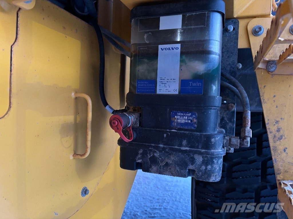 Volvo L 110 H / Uudet renkaat, CDC, BSS 轮式装载机