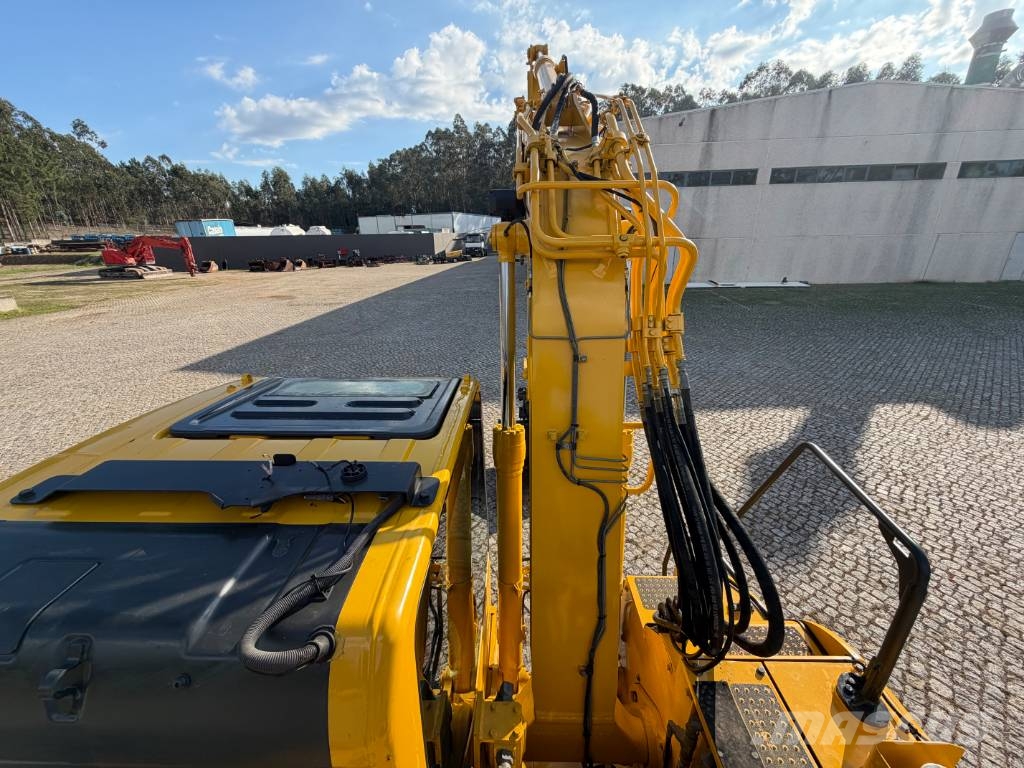 Komatsu PC 138 US-8 大型油圧ショベル12t以上（パワーショベル・ユンボ）