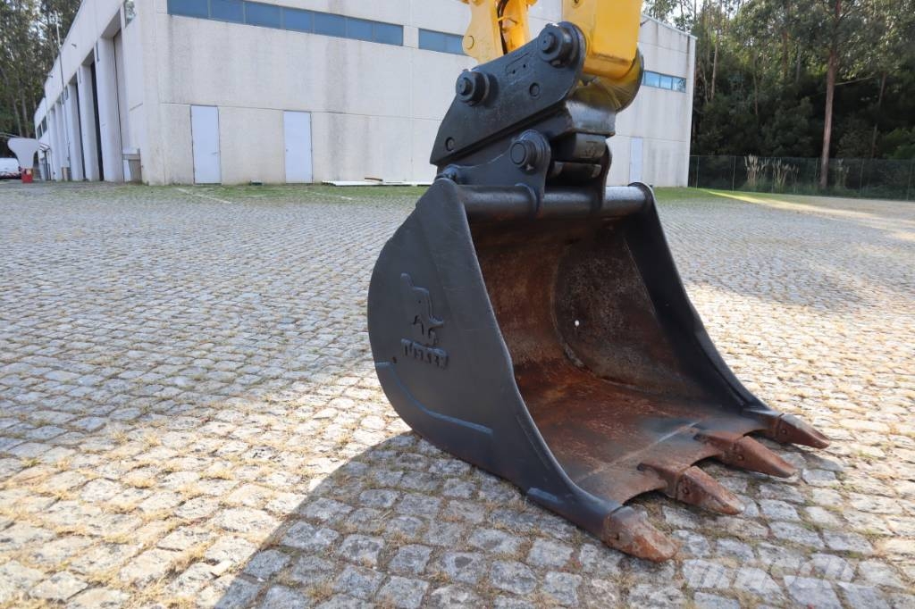 Komatsu PC 138 US-8 大型油圧ショベル12t以上（パワーショベル・ユンボ）