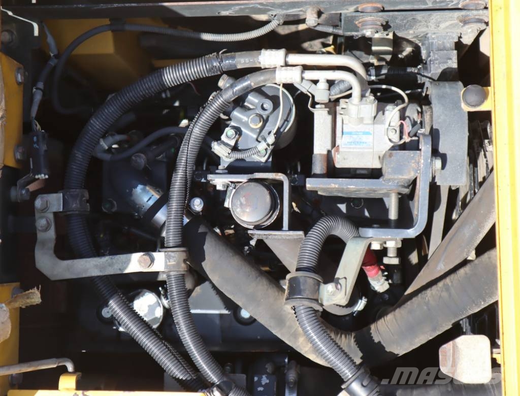 Komatsu PC 138 US-8 大型油圧ショベル12t以上（パワーショベル・ユンボ）