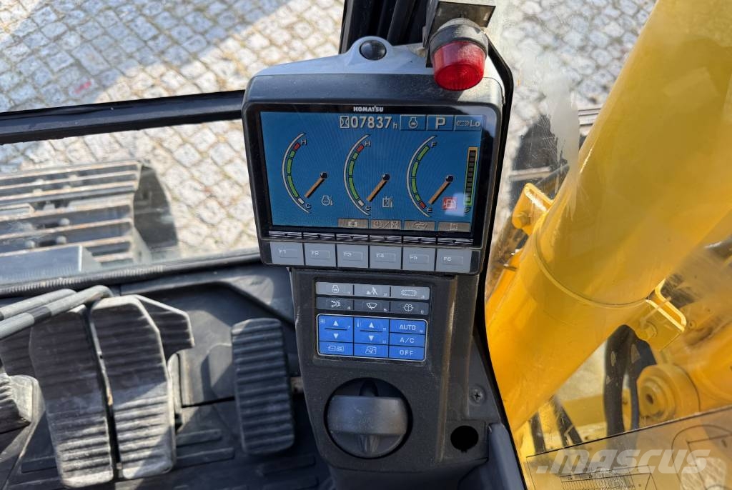 Komatsu PC 138 US-8 大型油圧ショベル12t以上（パワーショベル・ユンボ）