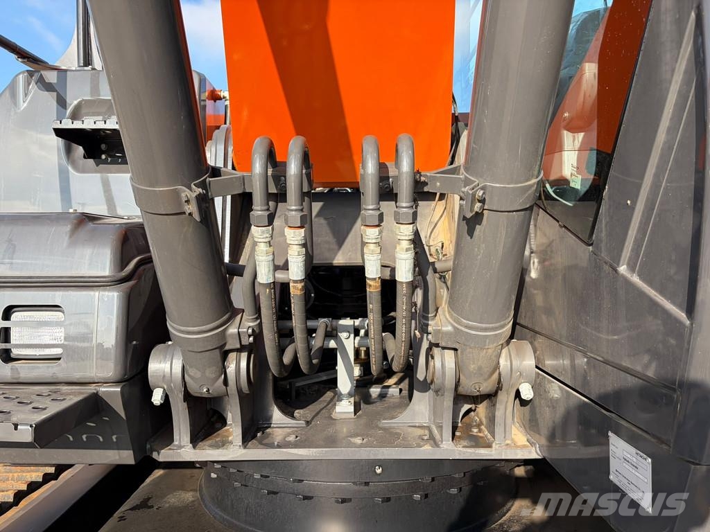 Hitachi ZX220LC-5G Rupsgraafmachines