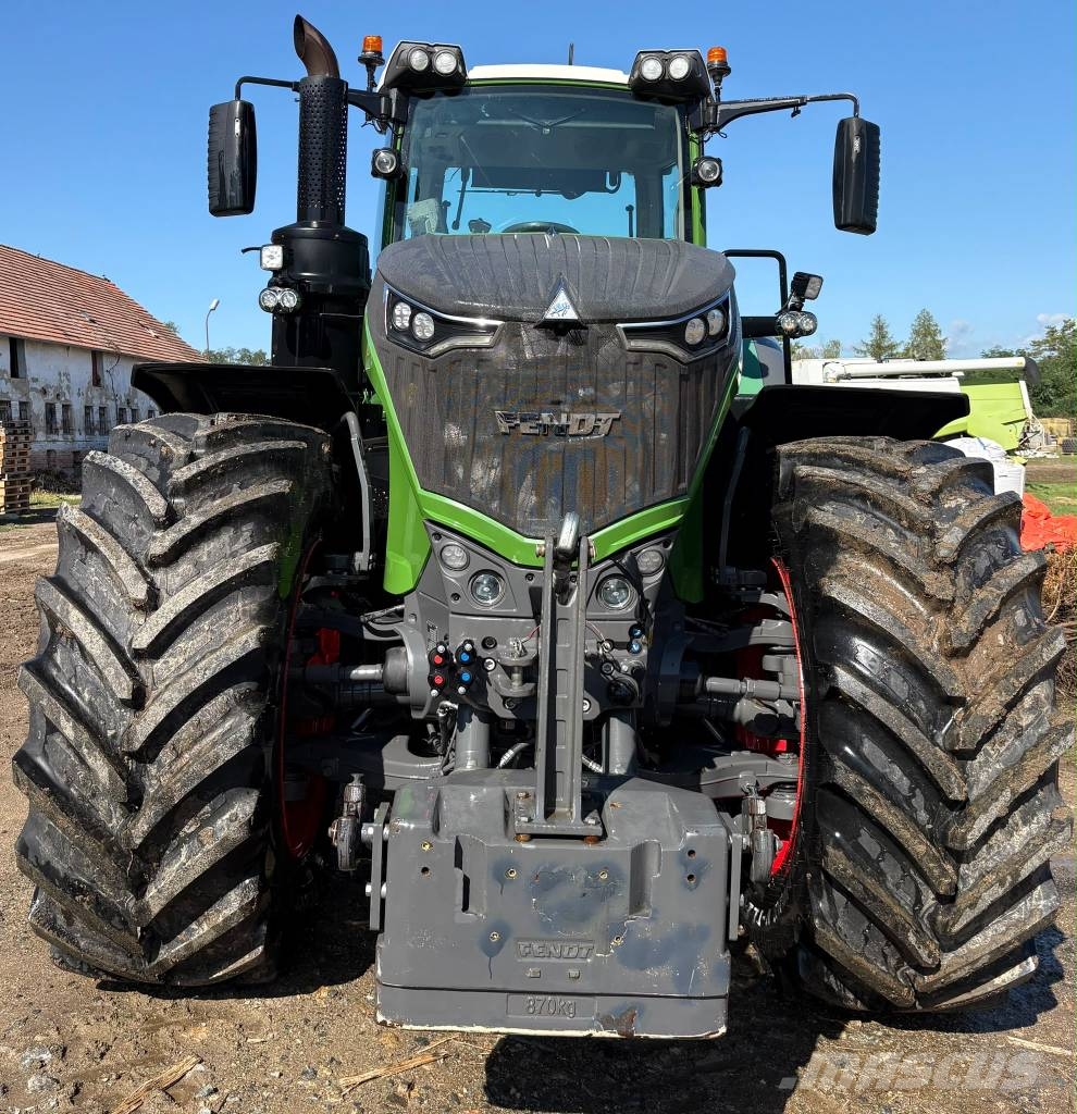 Fendt 1042 Vario الجرارات