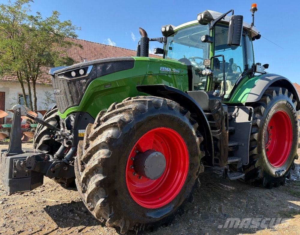 Fendt 1042 Vario الجرارات