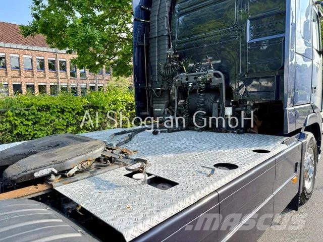 Volvo FH 16.700 Globetrotter XL/Retarder/Kipphydraulik/E Dragbilar