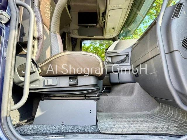 Volvo FH 16.700 Globetrotter XL/Retarder/Kipphydraulik/E Dragbilar