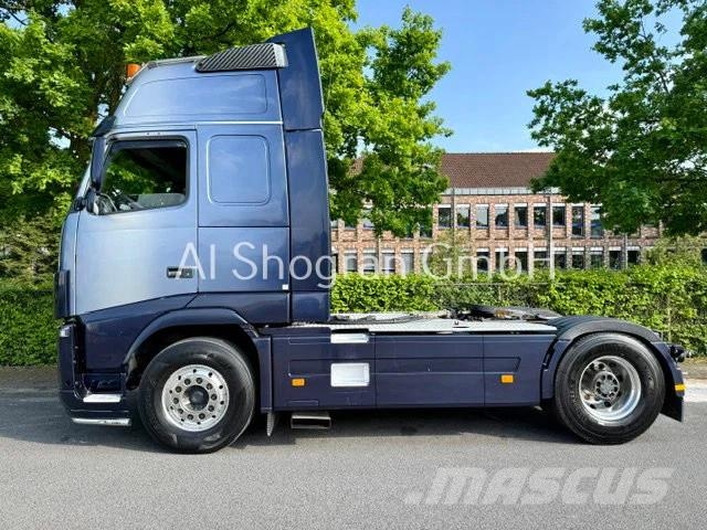 Volvo FH 16.700 Globetrotter XL/Retarder/Kipphydraulik/E Dragbilar