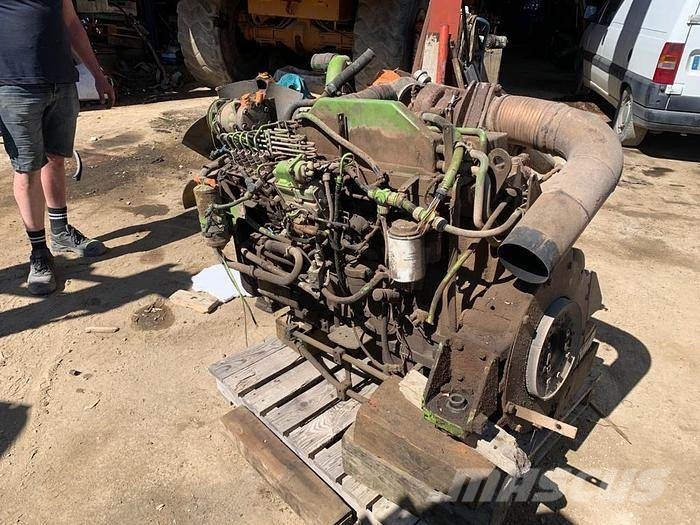 Cummins 6CTA .9 Engines