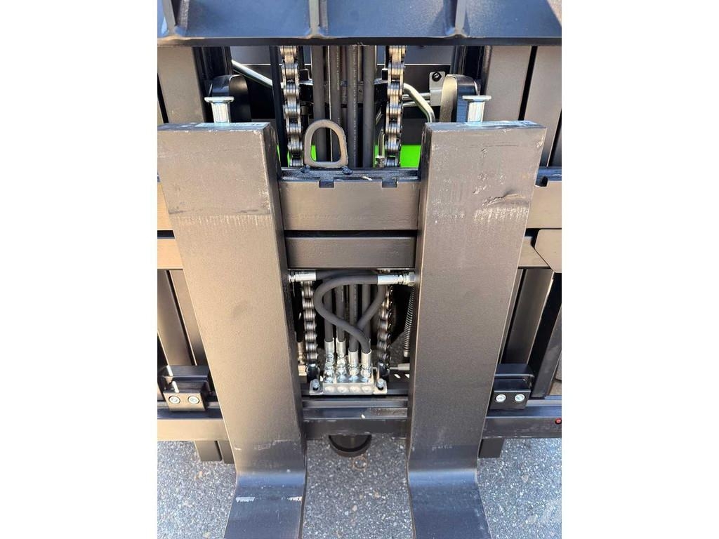 EP EFXZ351-H Triplex - Freelift - Sideshift Forklift trucks - others
