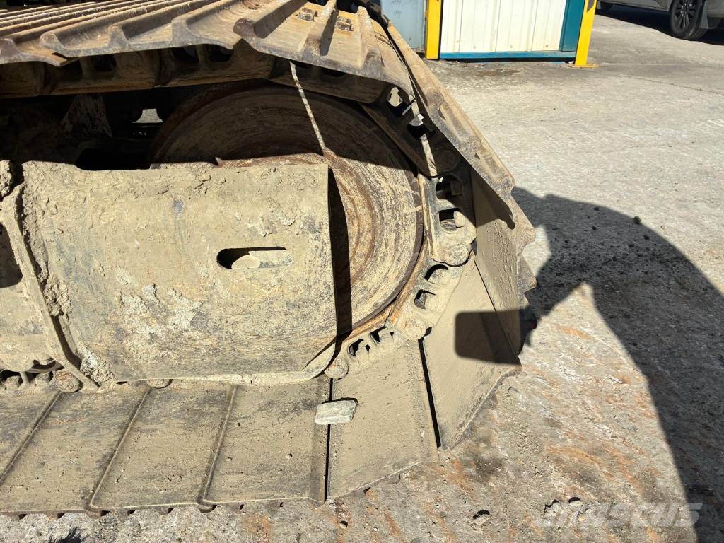 Komatsu PC 138 US-11 大型油圧ショベル12t以上（パワーショベル・ユンボ）