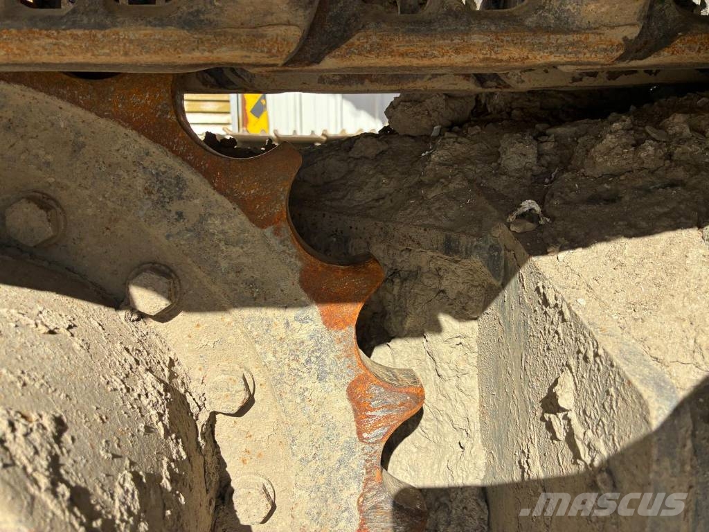 Komatsu PC 138 US-11 大型油圧ショベル12t以上（パワーショベル・ユンボ）