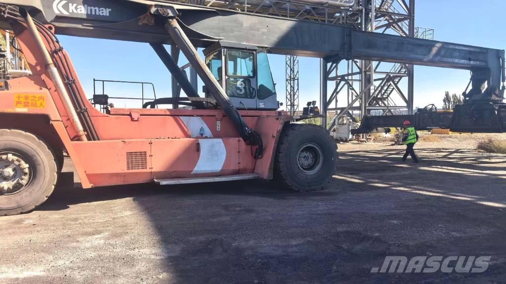 Kalmar DRF 450 45 Ton China Largest Supplier Dosežni viličarji