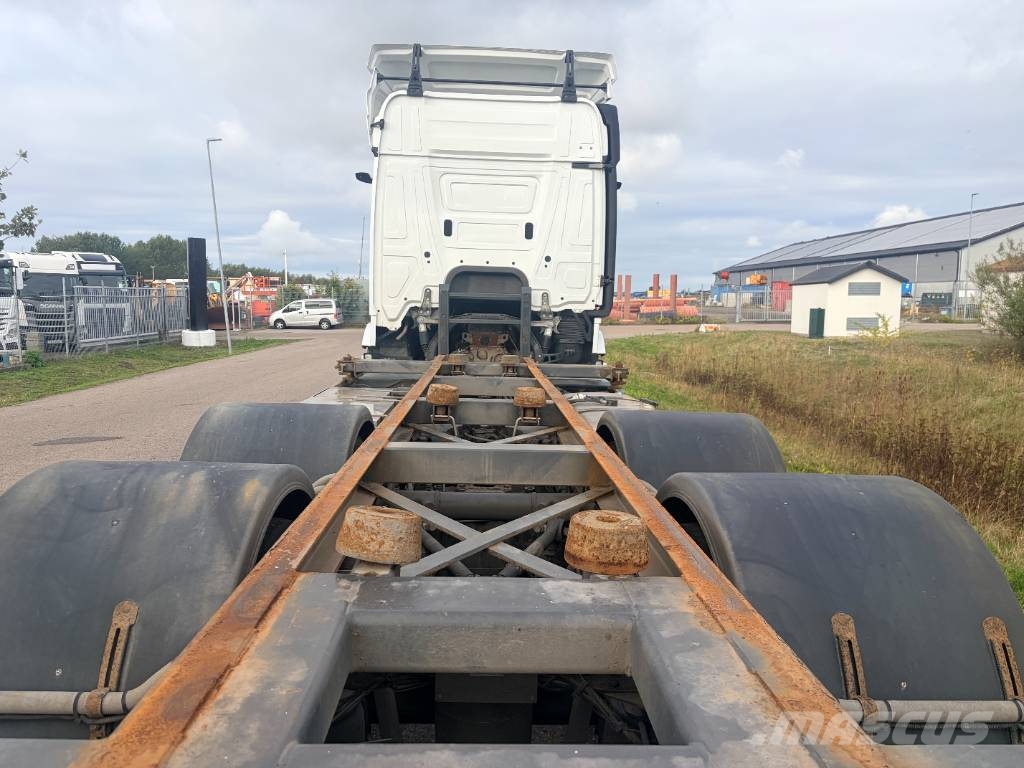 Mercedes-Benz Actros 2853 Tovornjaki-šasije