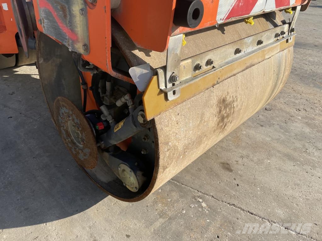 Hamm HD 10 VT Kombinované válce
