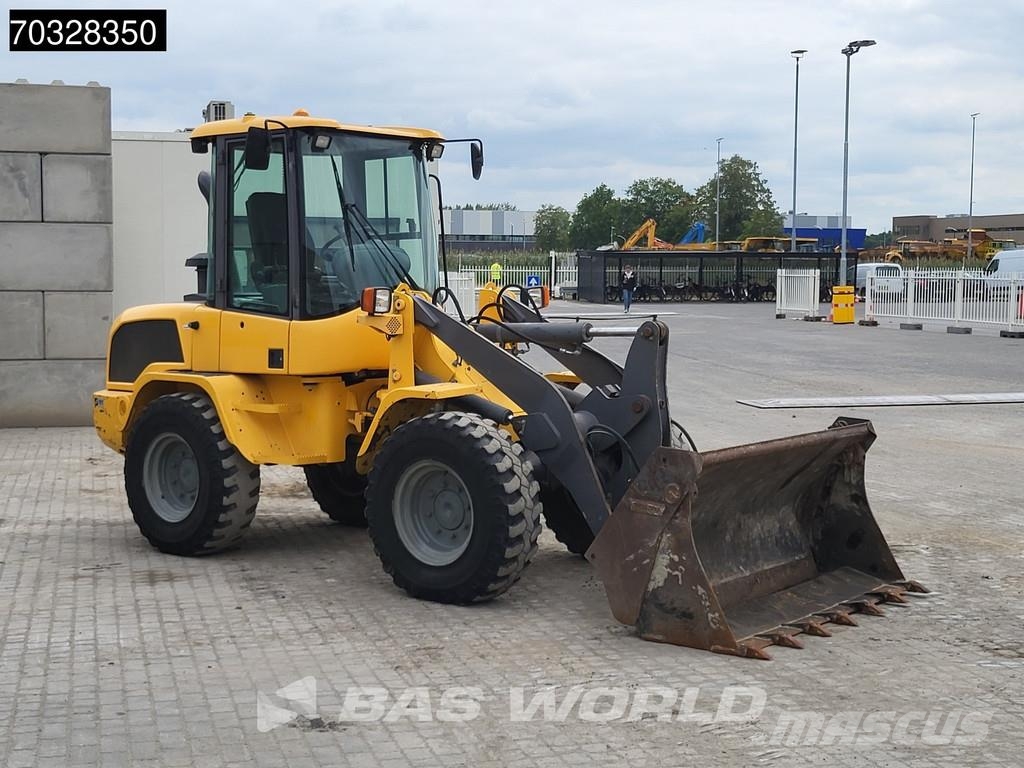 Volvo L30 G Iekrāvēji uz riteņiem