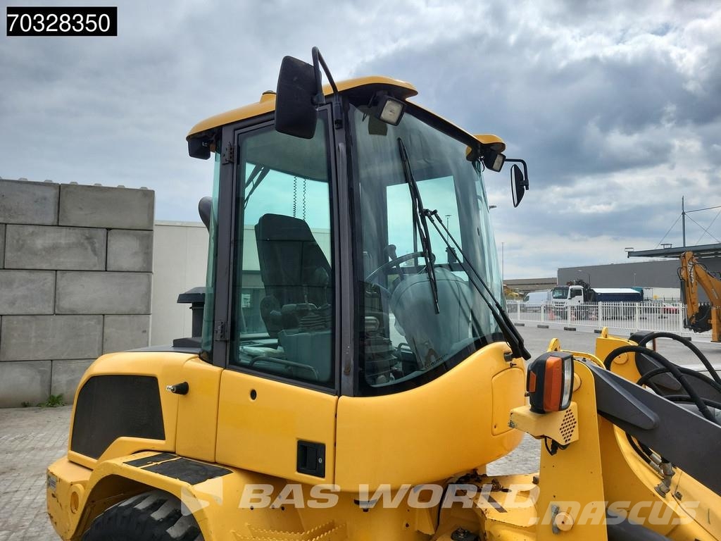 Volvo L30 G Iekrāvēji uz riteņiem