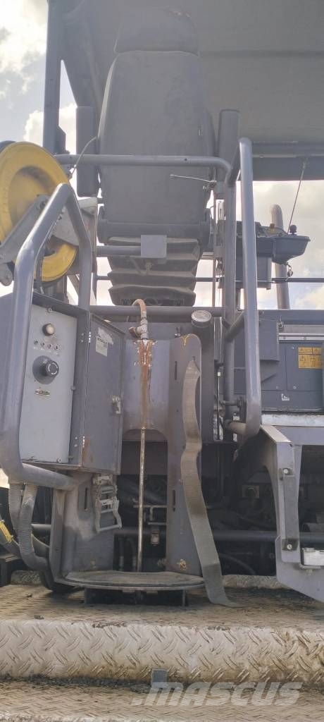 Dynapac SD 2500 CS معدات السفلتة