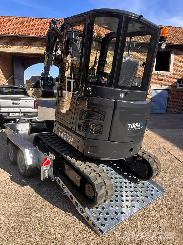  TIRRAX Binnendraaier TX27H + machinetransporter IF Mini excavators < 7t (Mini diggers)