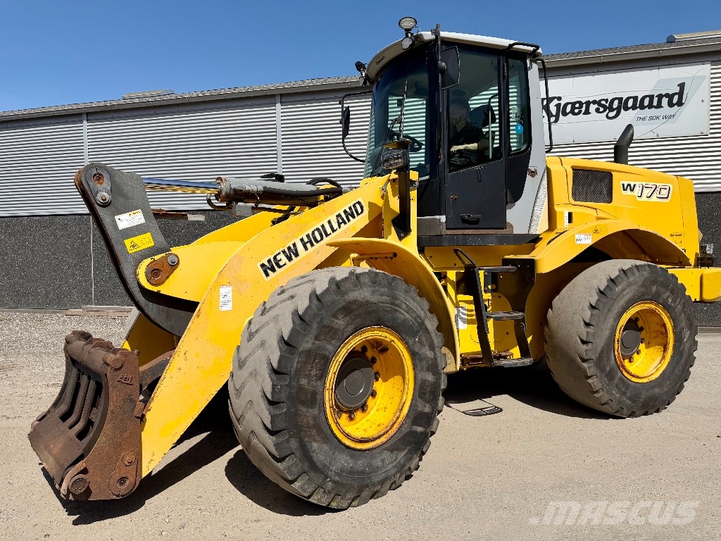 New Holland W 170 لوادر بعجل