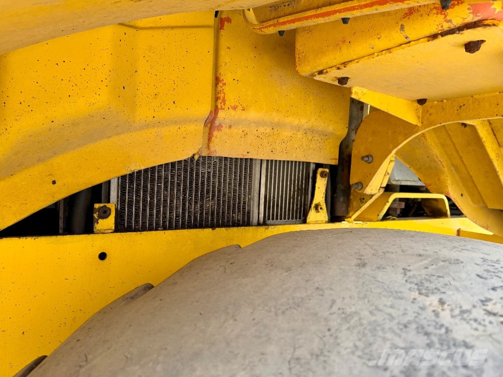 New Holland W 170 لوادر بعجل