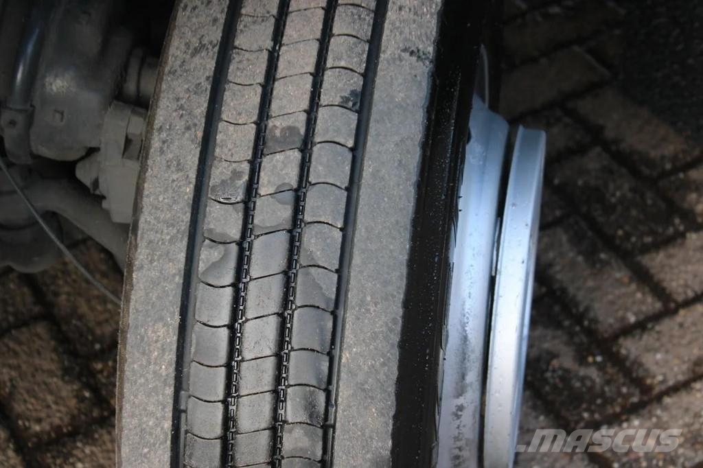 Mercedes-Benz Atego 1018 + EURO 5 Skåpbilar