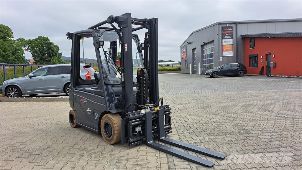 Linde E25-01 Електронавантажувачі