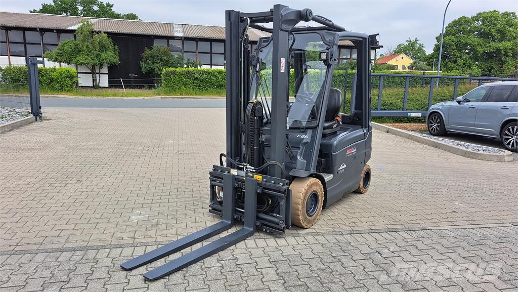 Linde E25-01 Електронавантажувачі