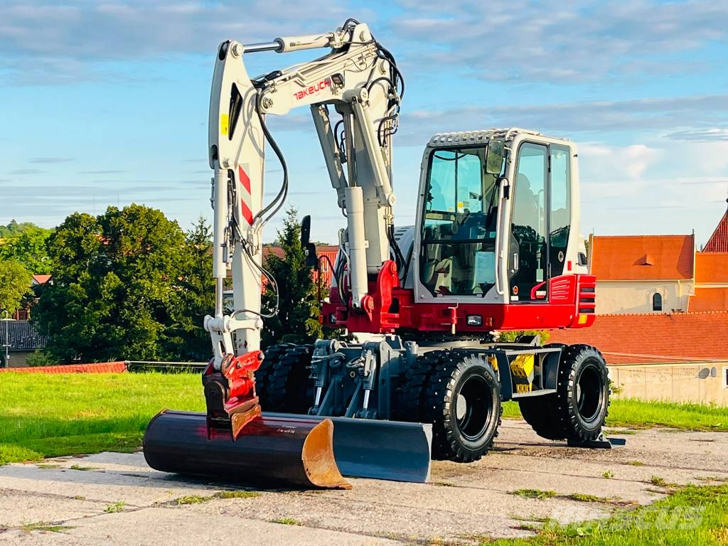 Takeuchi TB 295 W Lastik tekerli ekskavatörler