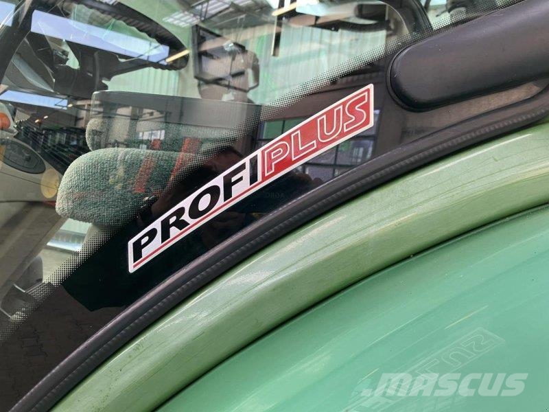 Fendt 716 Vario Profi Plus Трактори