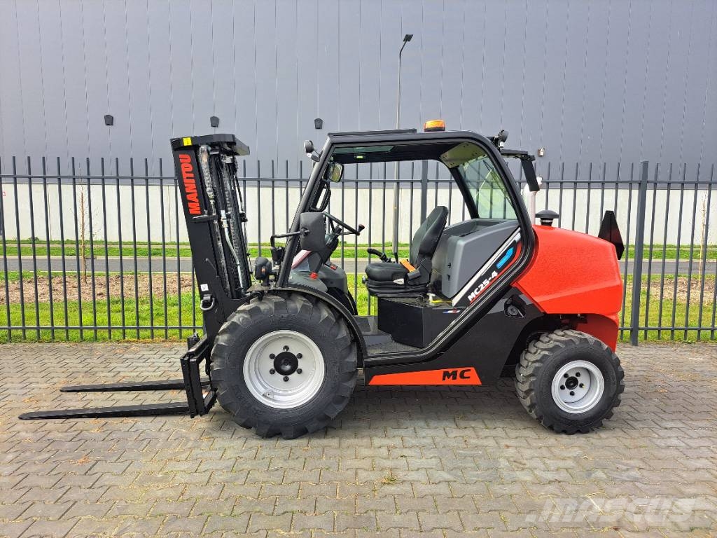Manitou MC 25-4 Навантажувачі підвищеної прохідності