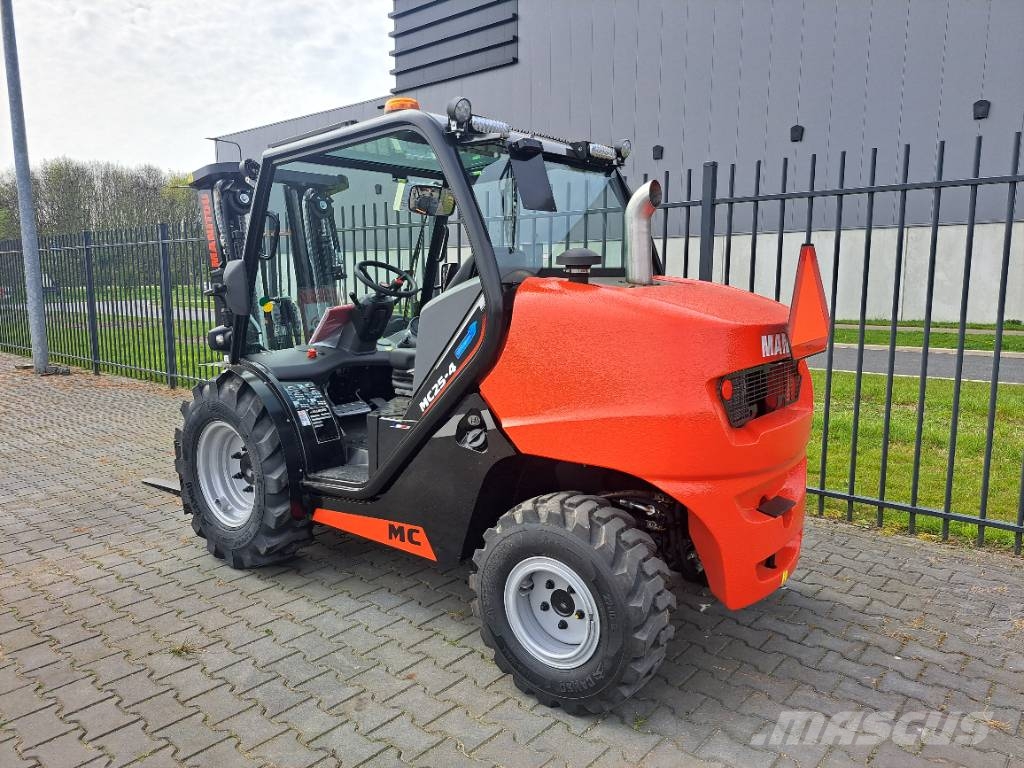 Manitou MC 25-4 Навантажувачі підвищеної прохідності