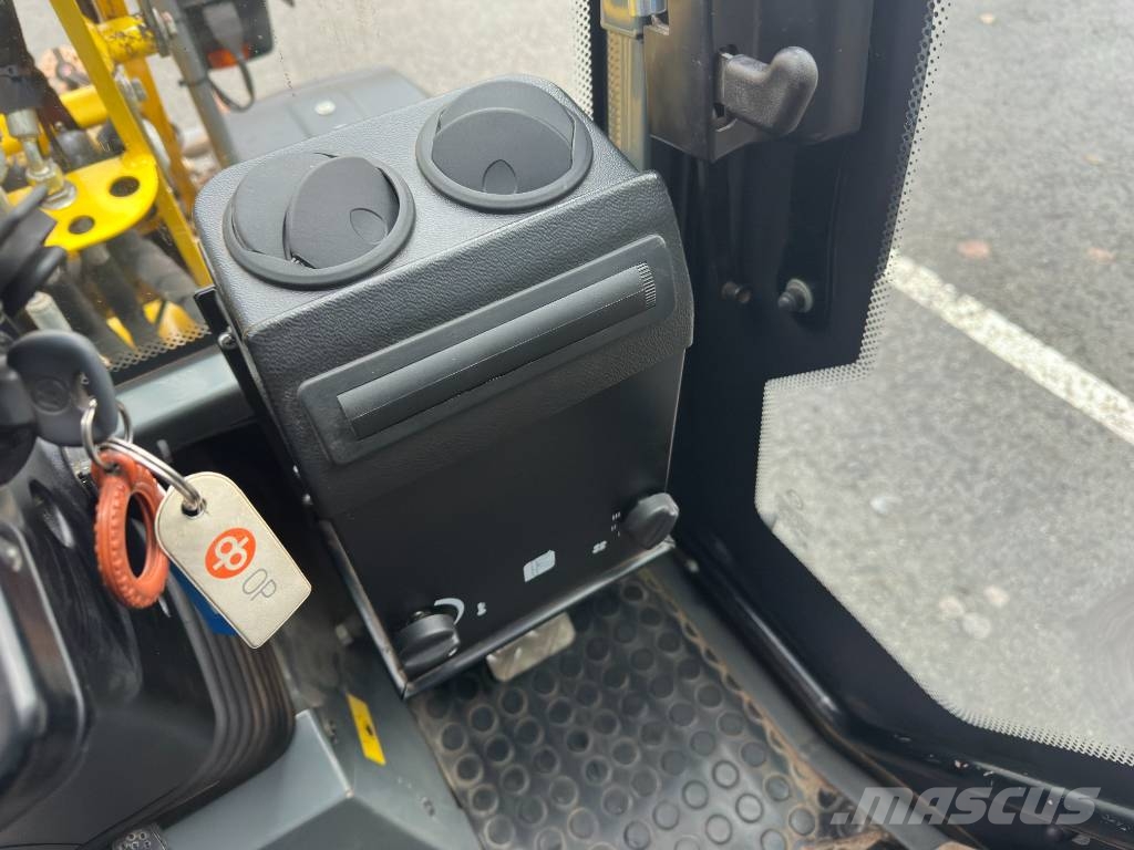 Wacker Neuson WL 20 لوادر صغيرة