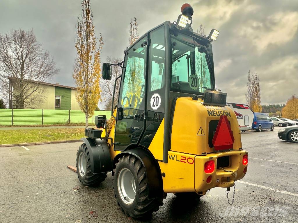 Wacker Neuson WL 20 لوادر صغيرة