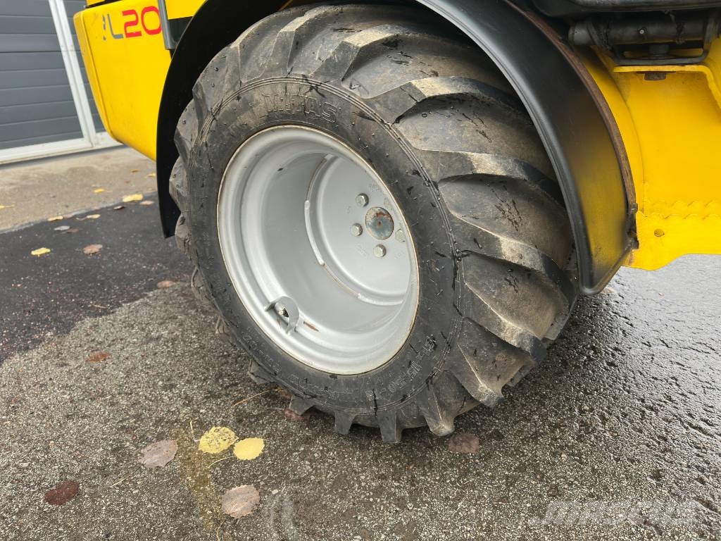Wacker Neuson WL 20 لوادر صغيرة