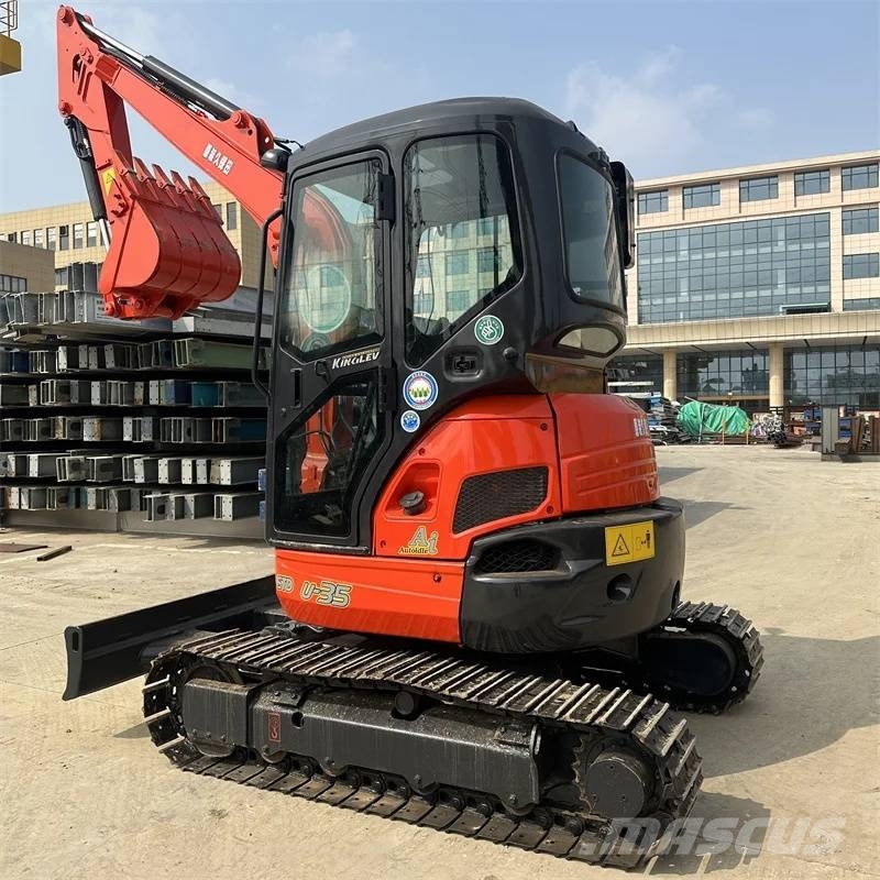 Kubota U 35 Miniescavatori
