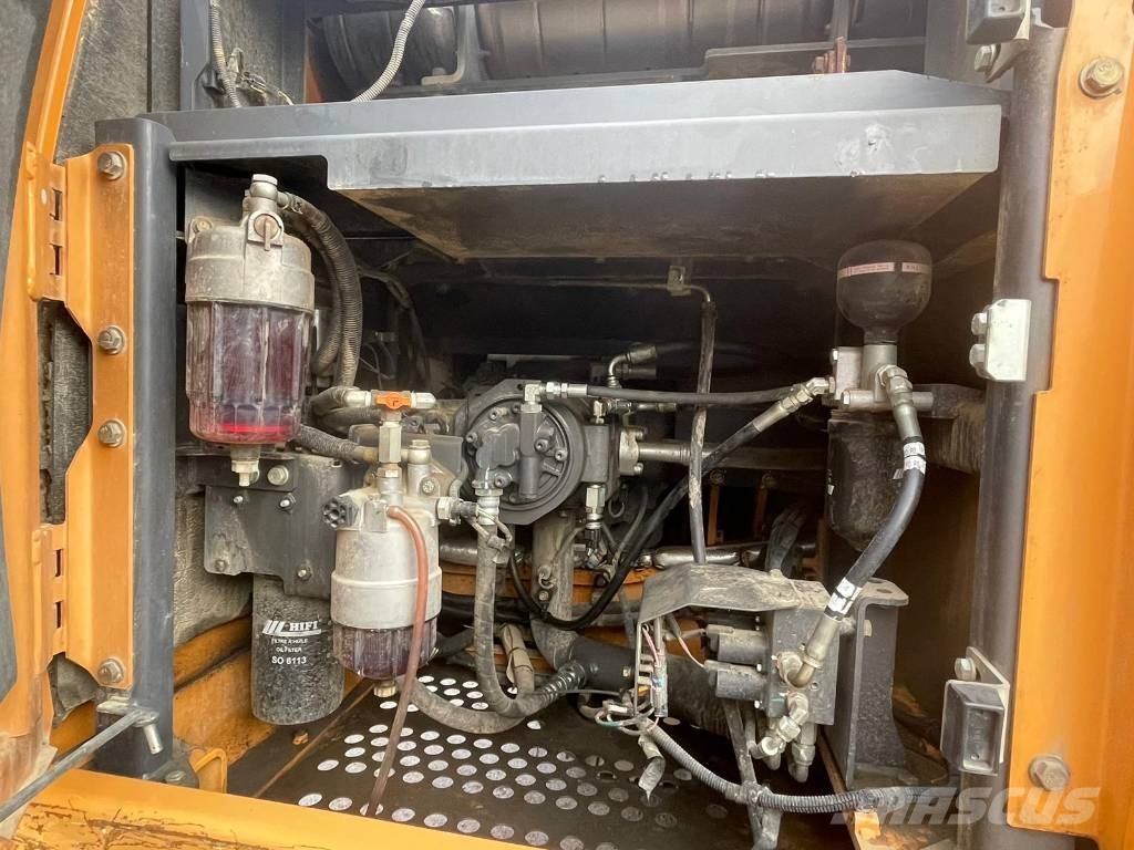 CASE CX 210 D Raupenbagger