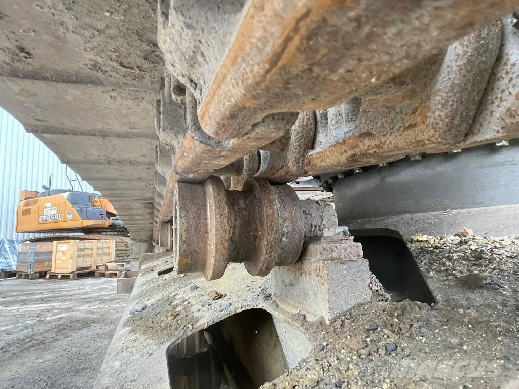 CASE CX 210 D Raupenbagger