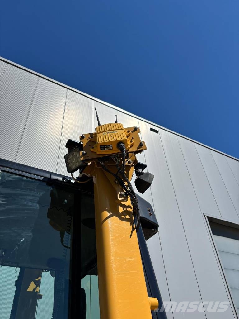 CAT D 6 N XL ( Foldable / VPAT Blade ) Buldozer sobre oruga