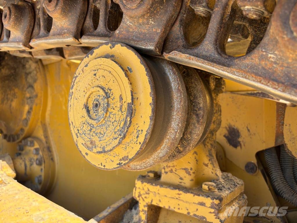 CAT D 6 N XL ( Foldable / VPAT Blade ) Buldozer sobre oruga