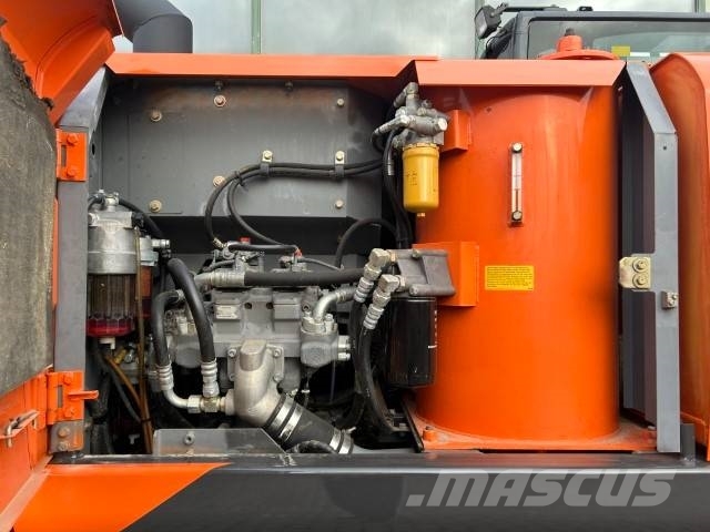 Hitachi ZX 180 LC N-5B Bageri guseničari