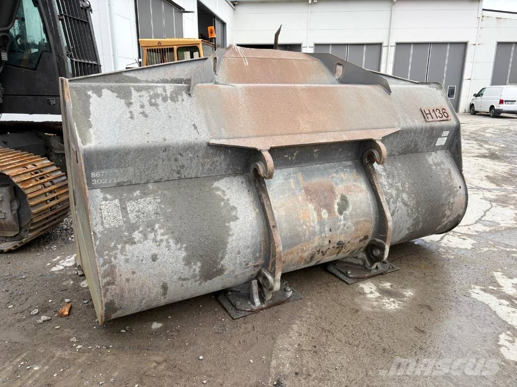 Volvo L 180 H Rataslaadurid