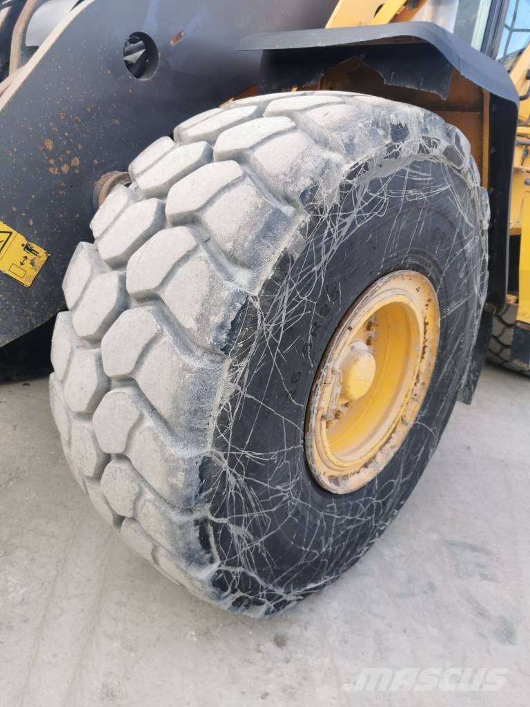 Volvo L 180 H Rataslaadurid