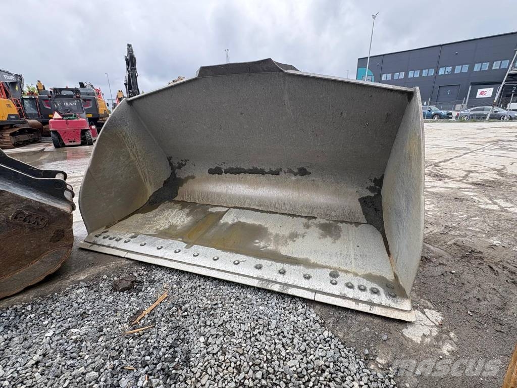 Volvo L 180 H Rataslaadurid
