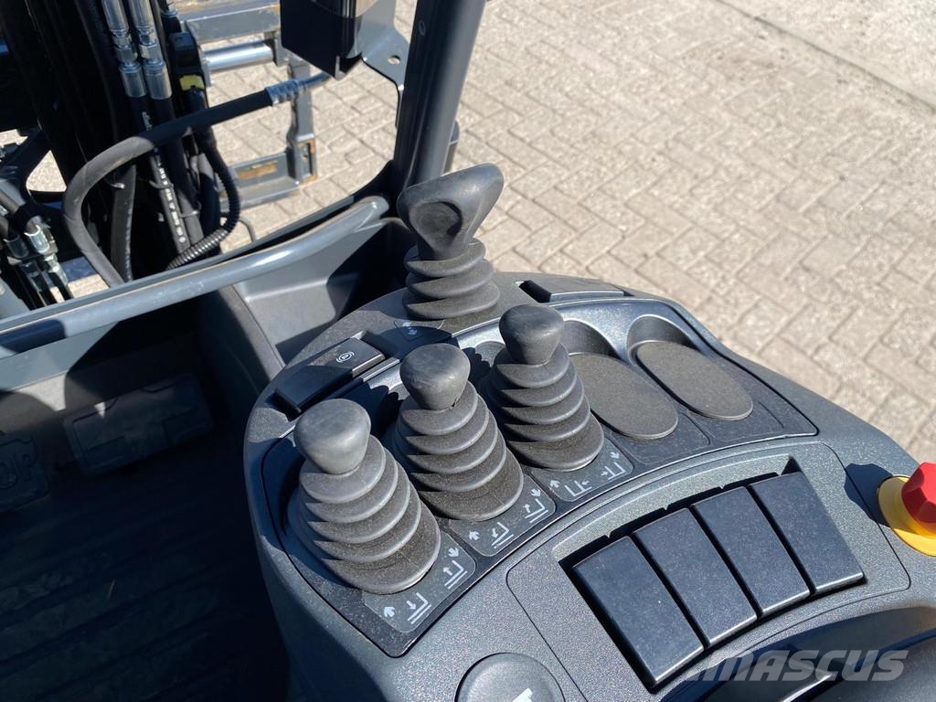 Linde E25L-01 Electric forklifts