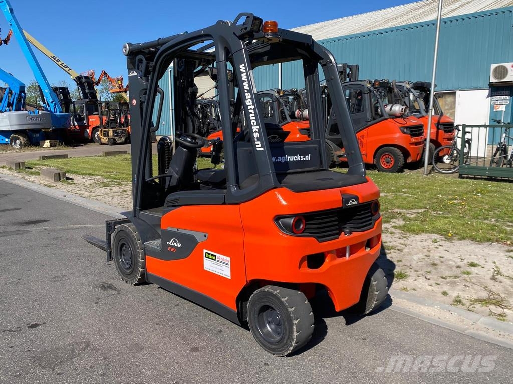Linde E25L-01 Electric forklifts