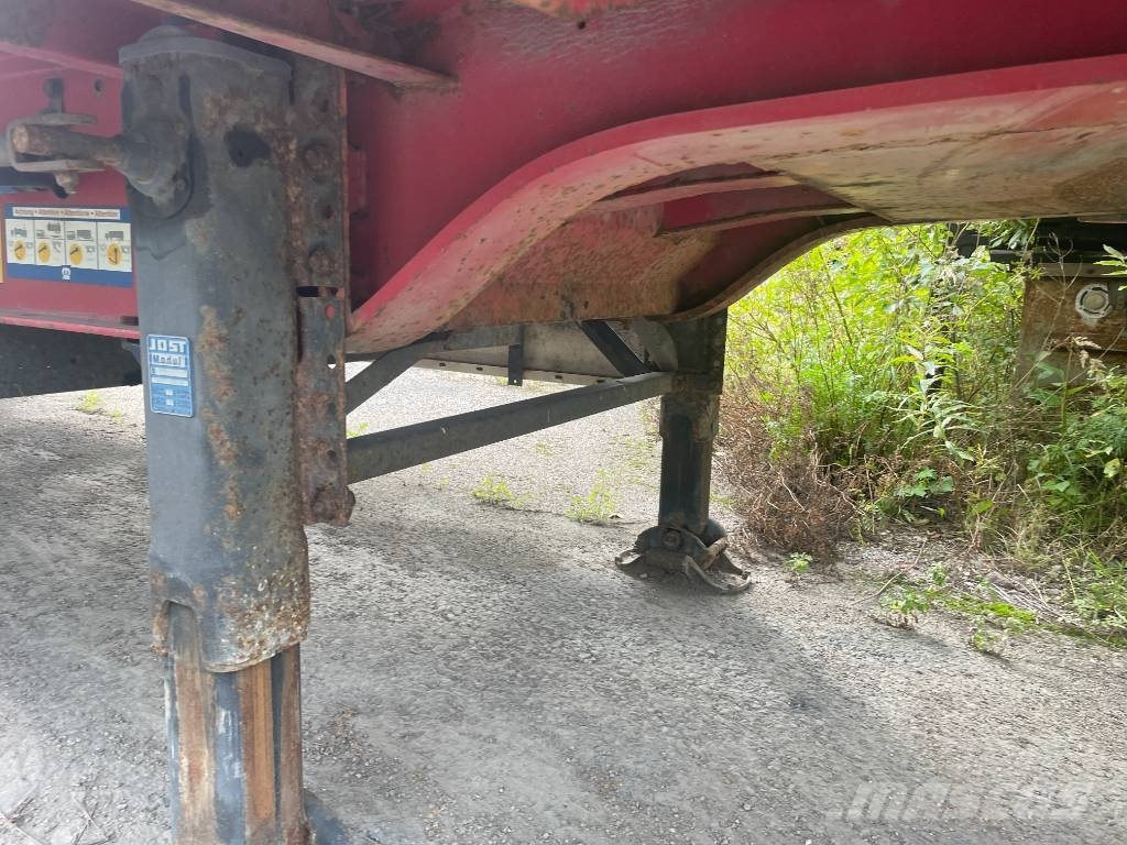 Krone SDP27-M2 Perdeli yari çekiciler