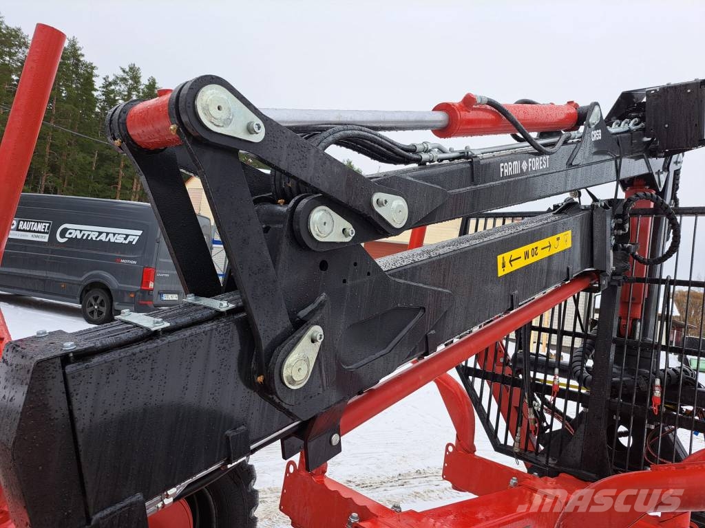 Farmi Forest FT11 ja CR59 metsäpaketti Tømmerhengere