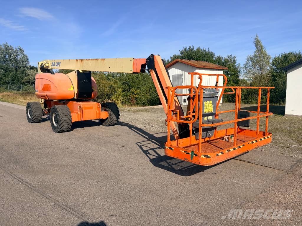 JLG 800 AJ Zglobne dvižne ploščadi